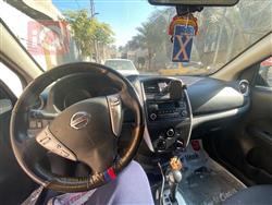 نيسان فيرسا